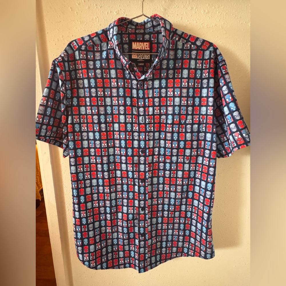 RSVLTS x Marvel Spider-Man shirt.